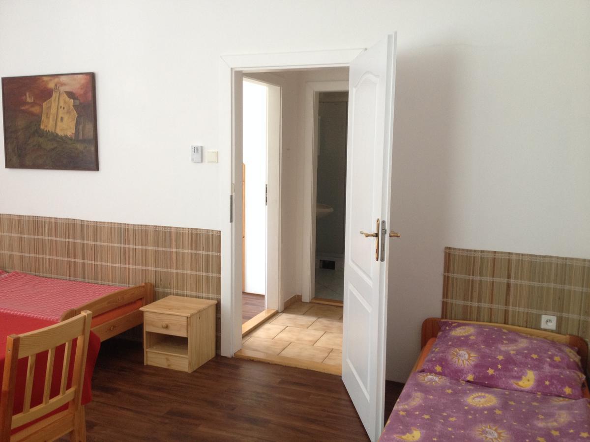 Klub U Námořníka Dvůr Králové nad Labem Exterior foto