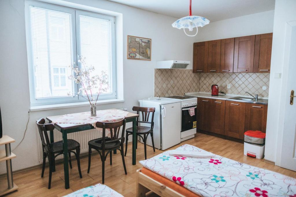 Klub U Námořníka Dvůr Králové nad Labem Exterior foto